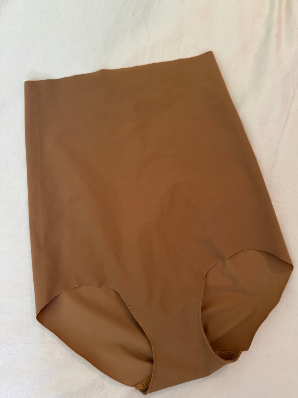 Commando High-Waist Shaping Brief in Caramel